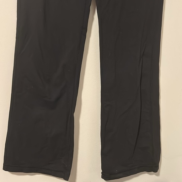 Lululemon Black Flare Leggings Size 8 - Picture 2 of 6